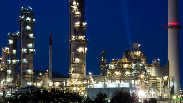 Steam-turbine-power-plant 640x360
